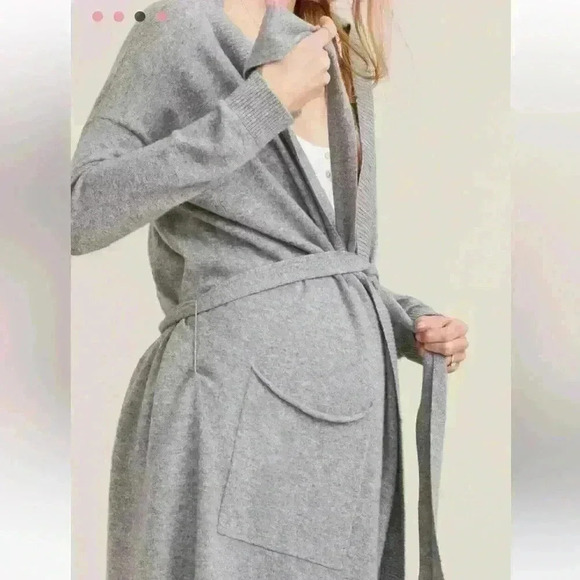 Hatch The Cashmere Robe - Picture 3 of 7